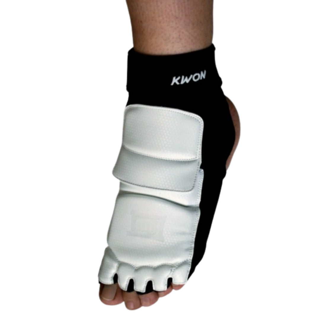 KWON NZ AUSTRALIA TAEKWONDO EVOLUTION FOOT GUARDS